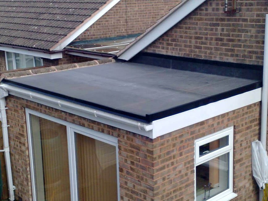 Commercial flat roofing